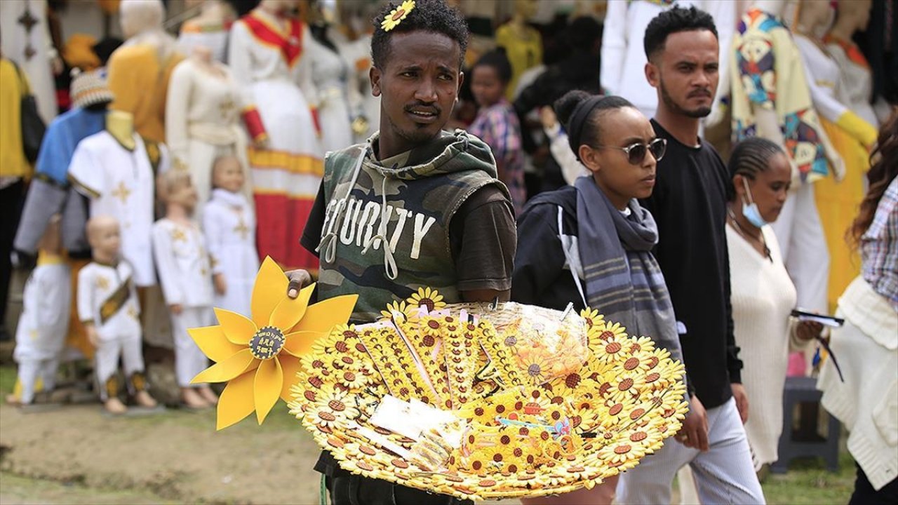 Etiyopya, yeni yılı 2015'e girdi!