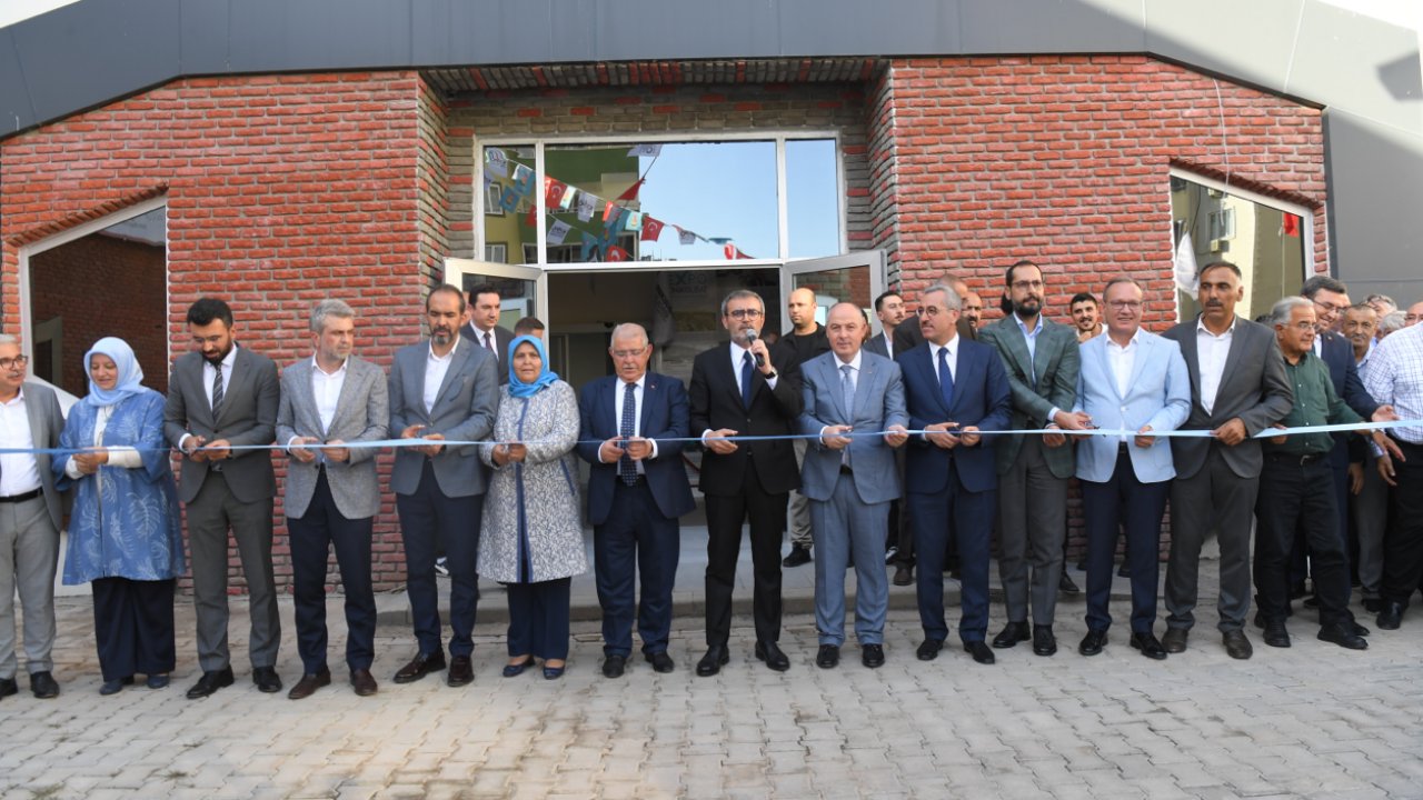 Kahramanmaraş’ta 56 milyonluk Yarı Olimpik Yüzme Havuzu törenle açıldı!