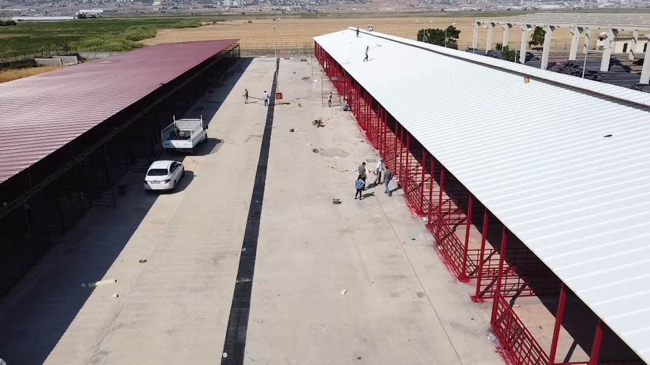 Hayvan Borsası’nda Çalışmalar Tamamlanıyor