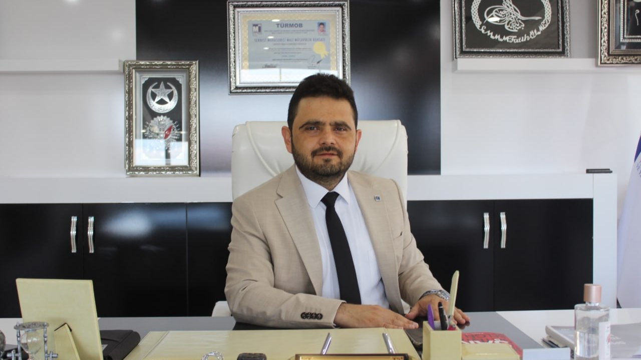 “Merkez bankası’nı yöneten iktidar ısrarla uçuruma koşuyor”