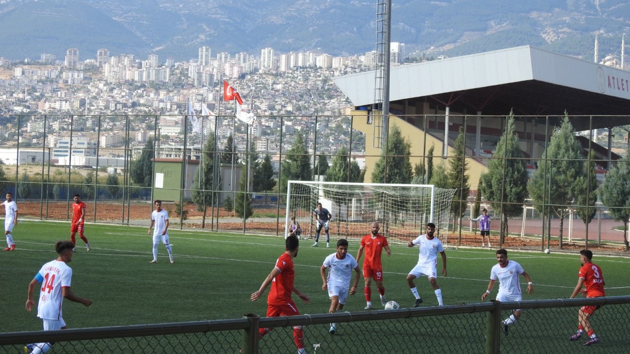 Yardımcıoğlu Sigorta Kahramanmaraşspor kendi evinde  lidere mağlup oldu!