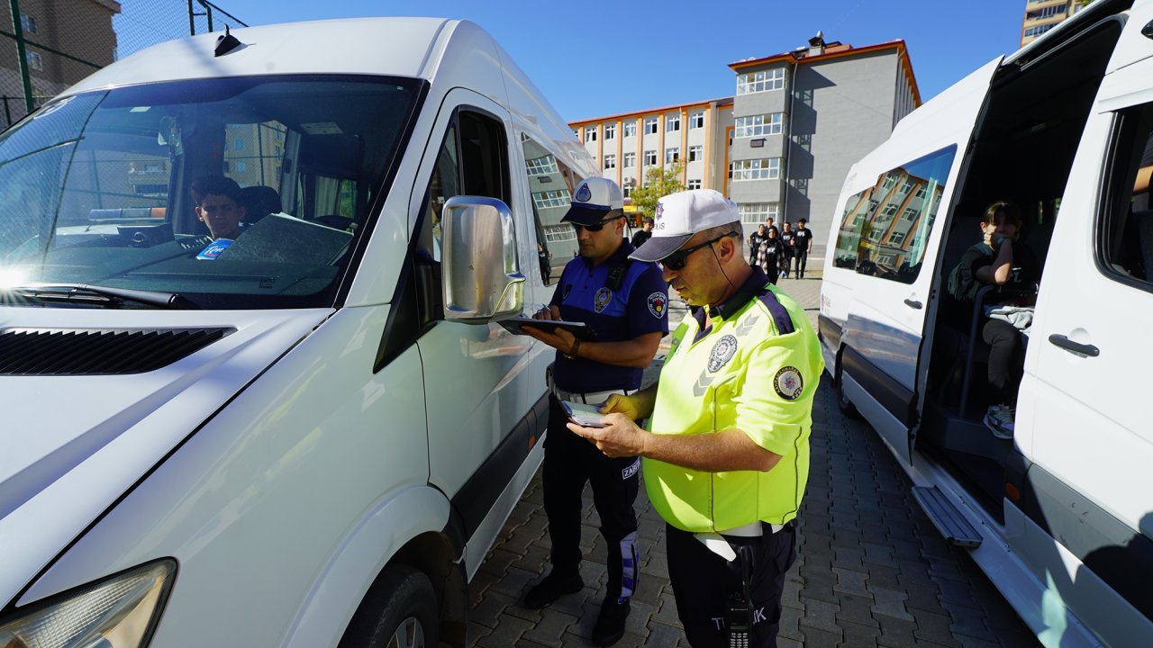 Kahramanmaraş’ta Öğrenci Servislerine Sıkı Denetim!