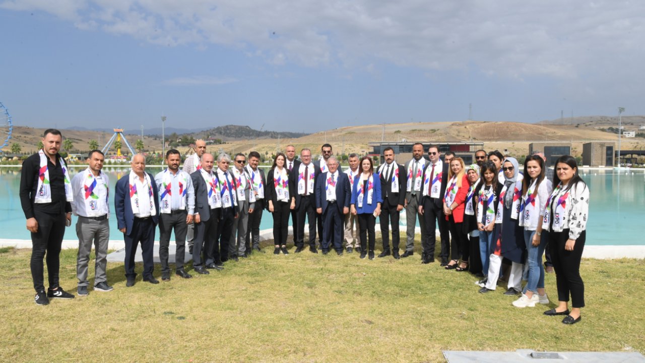 Başkan Mahçiçek, MHP Teşkilatlarına Expo 2023’ü Anlattı!