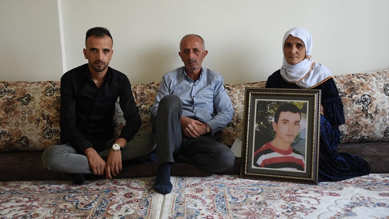 Şemdinli'de 18 kişinin şehit olduğu saldırının acısı tazeliğini koruyor