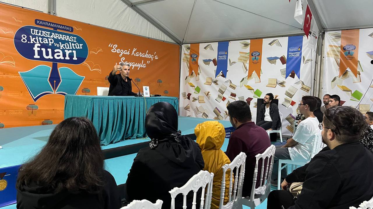 Nedim Şener Kitap Fuarı’nda Kahramanmaraşlılara Seslendi
