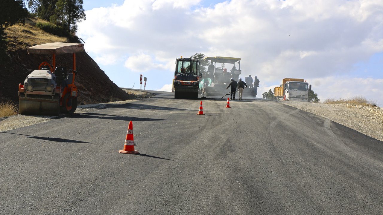 Kahramanmaraş’ta Kılağlı Grup Yolu Yenileniyor!