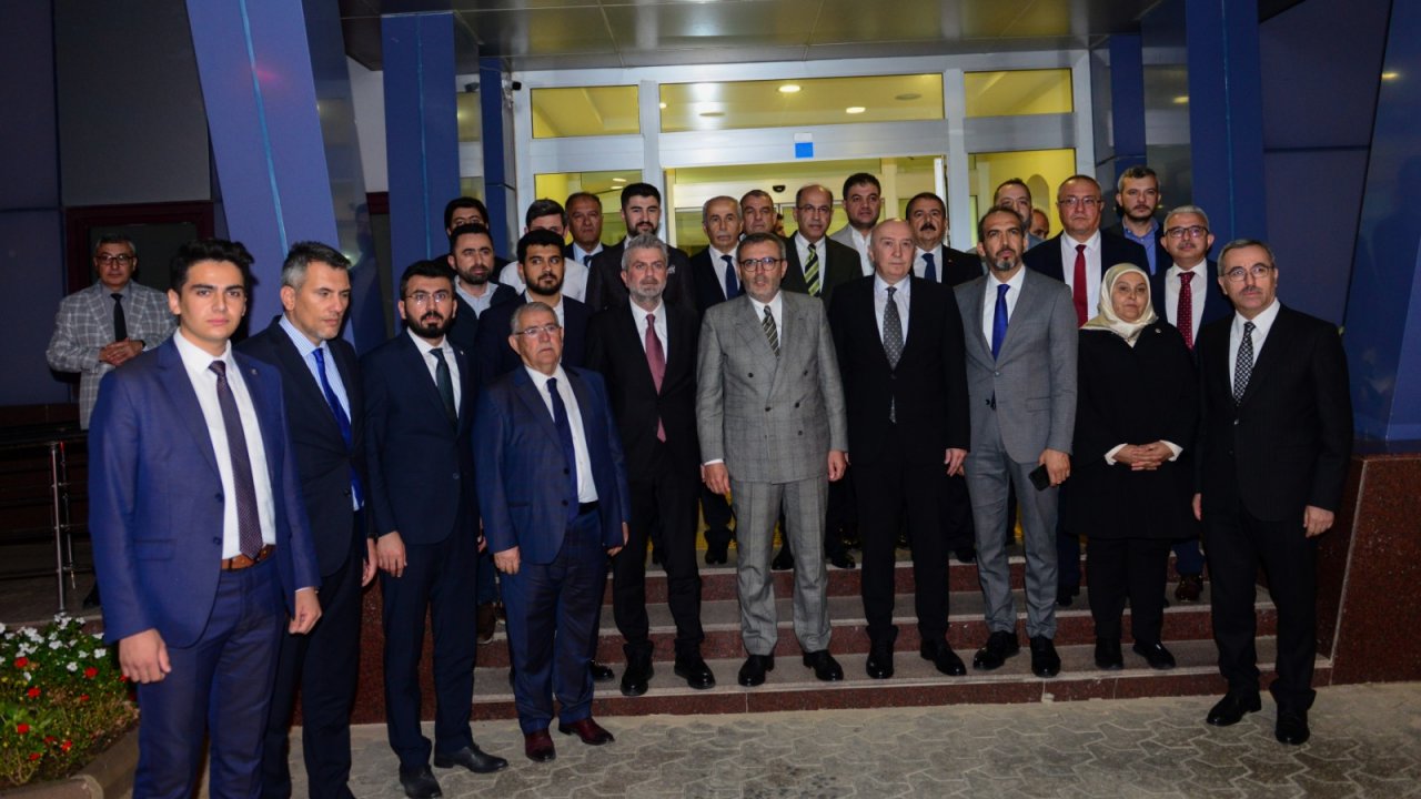 Ak Parti Grup Başkanvekili Mahir Ünal’dan, Rektör Yasım’a “Hayırlı Olsun” Ziyareti