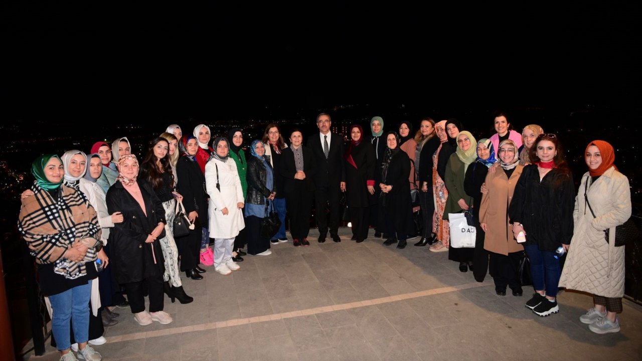 Başkan Güngör, KADEM Temsilcileriyle Bir Araya Geldi