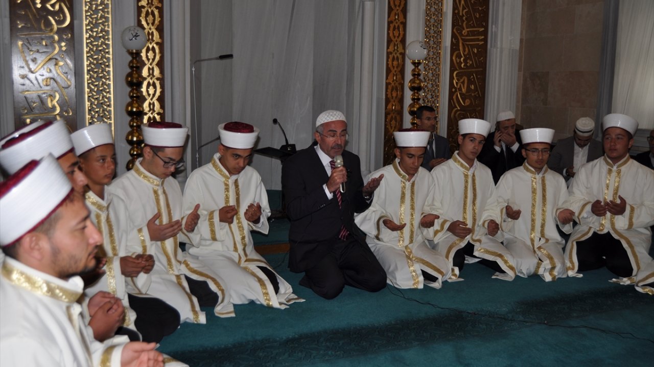 Afşin'de 12 hafız icazetini aldı!