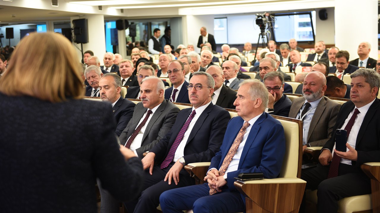 Başkan Güngör, “Projeler Üretmeye Devam Ediyoruz”