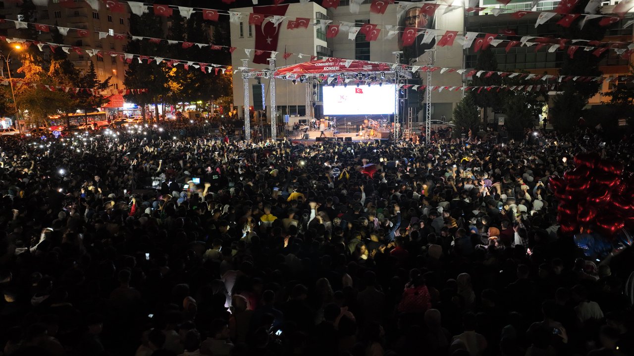 Kahramanmaraş’ta Oğuzhan Koç Konserine büyük ilgi!