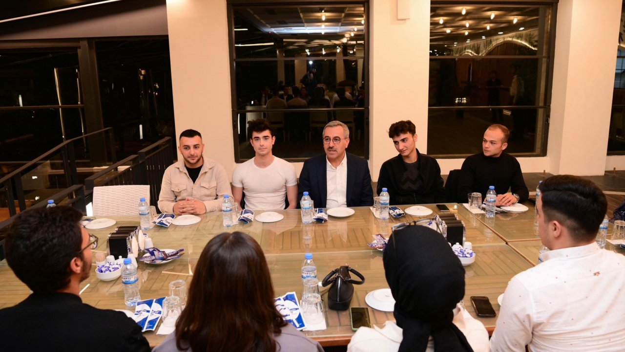 Başkan Güngör: “Gençlerimiz Bizim İçin Çok Kıymetli”