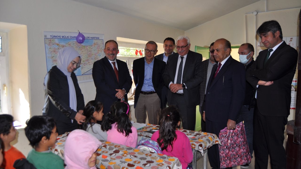 Afşin’de ihtiyaç sahibi öğrencilere destek!