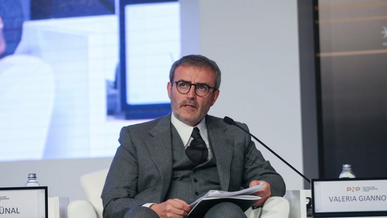 Mahir Ünal 21. Yüzyılda Siyaset ve Yeni Açılımlar Forumu’nda konuştu!