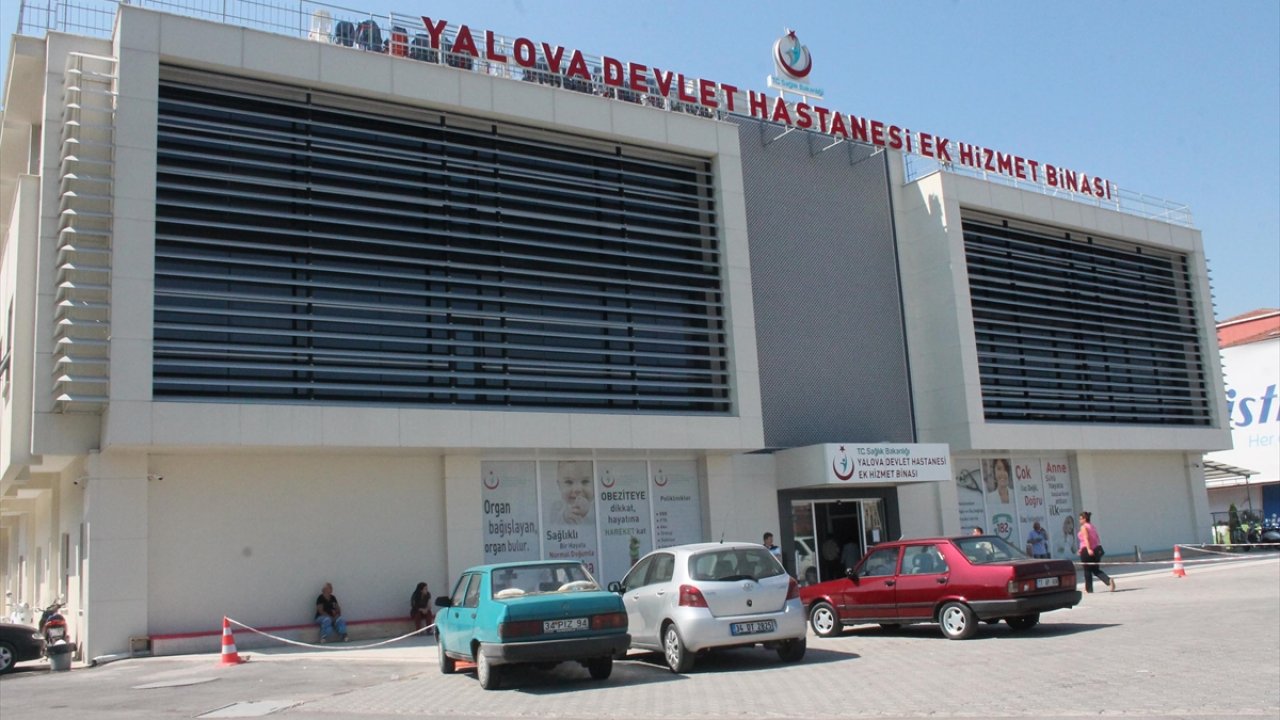 Kaymakam evinde silahla yaralanmış halde bulundu