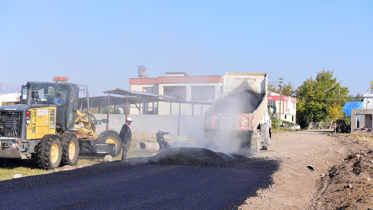 Dulkadiroğlu’nda Asfalt Çalışmaları Tüm Hızıyla Devam Ediyor