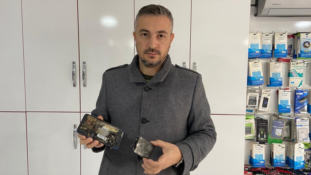 Kahramanmaraş'ta cep telefonu bir anda patladı!
