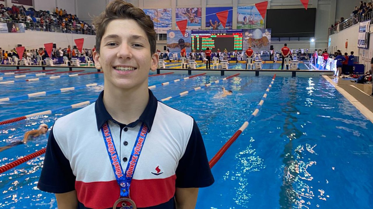 SANKO’lu öğrenci Türkiye 3’üncüsü oldu