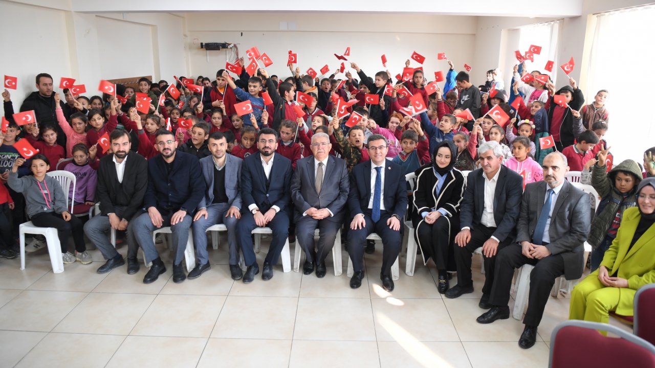 Kahramanmaraş Onikişubat Belediyesi çocukları sevindirdi!