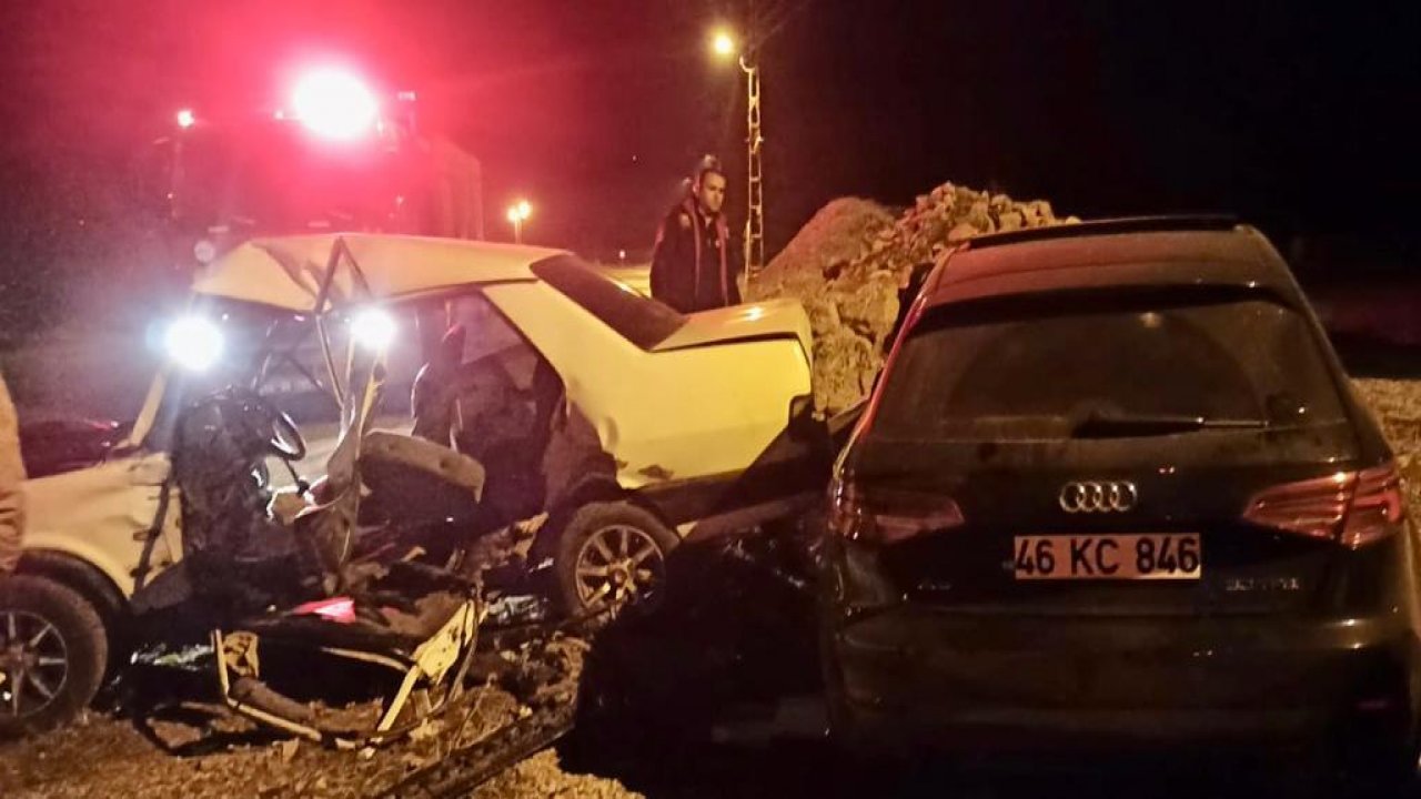 Kahramanmaraş'ta iki otomobil çarpıştı: 5 yaralı