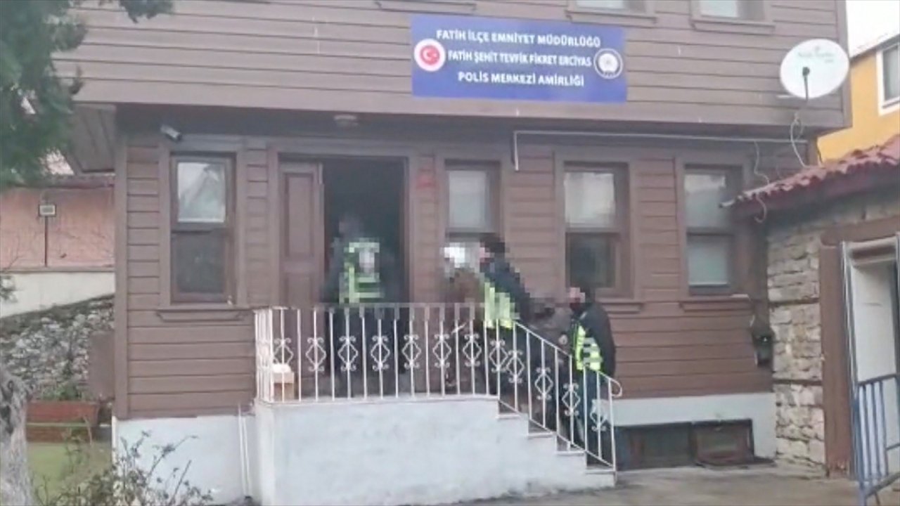 Ambulansa yol vermeyen konvoydakilere 118 bin lira ceza!