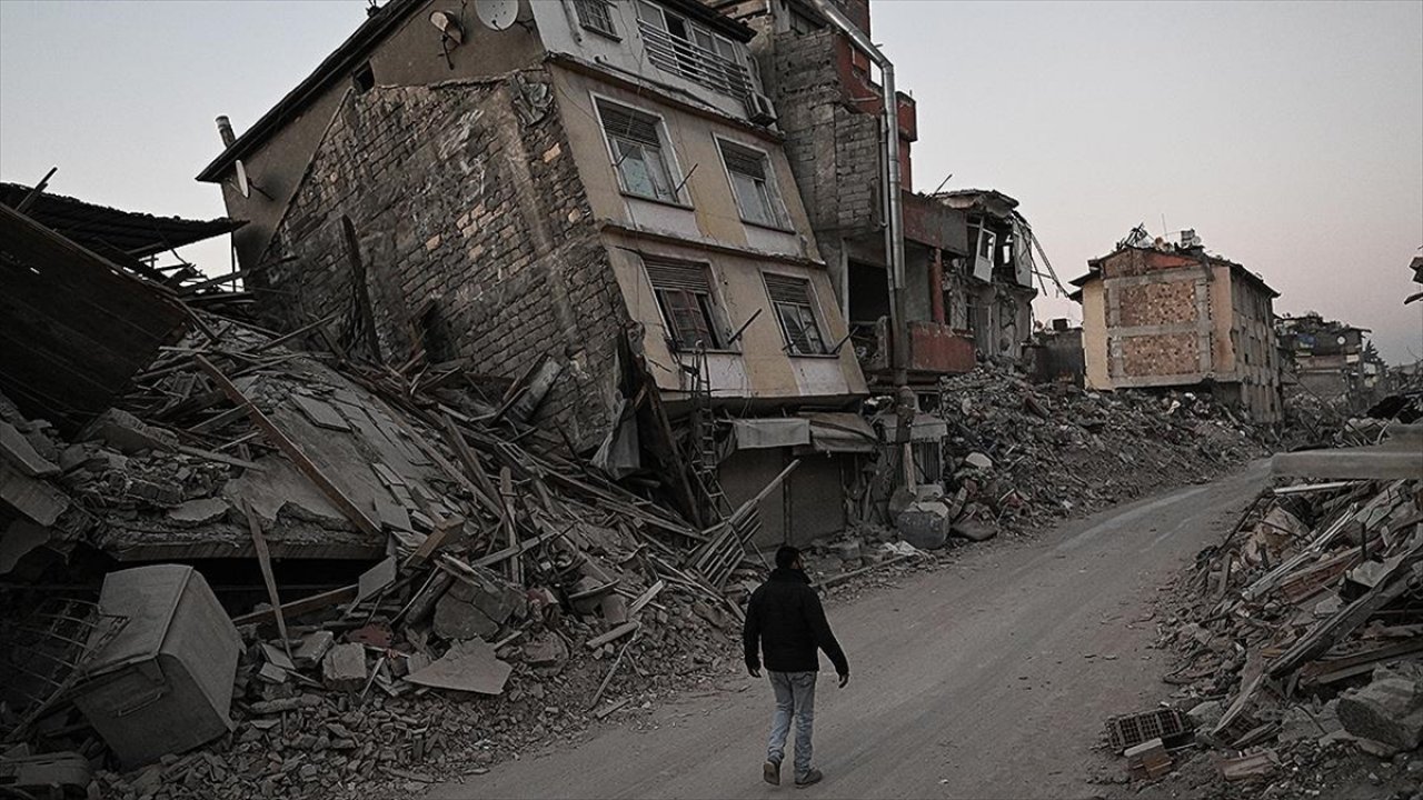 Kahramanmaraş ve deprem kentlerinde alacaklı idarelere ödenecek borçlar ertelendi