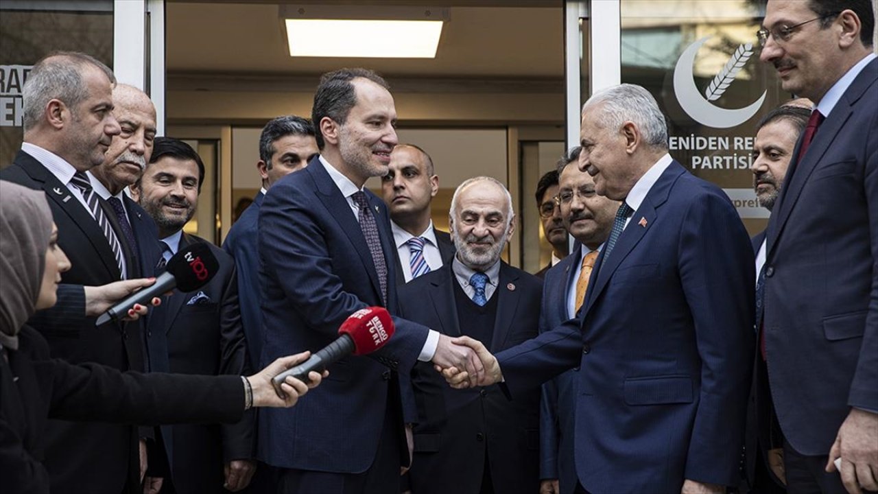 AK Parti, Yeniden Refah Partisi'ni Cumhur İttifakı'na katılmaya davet etti!