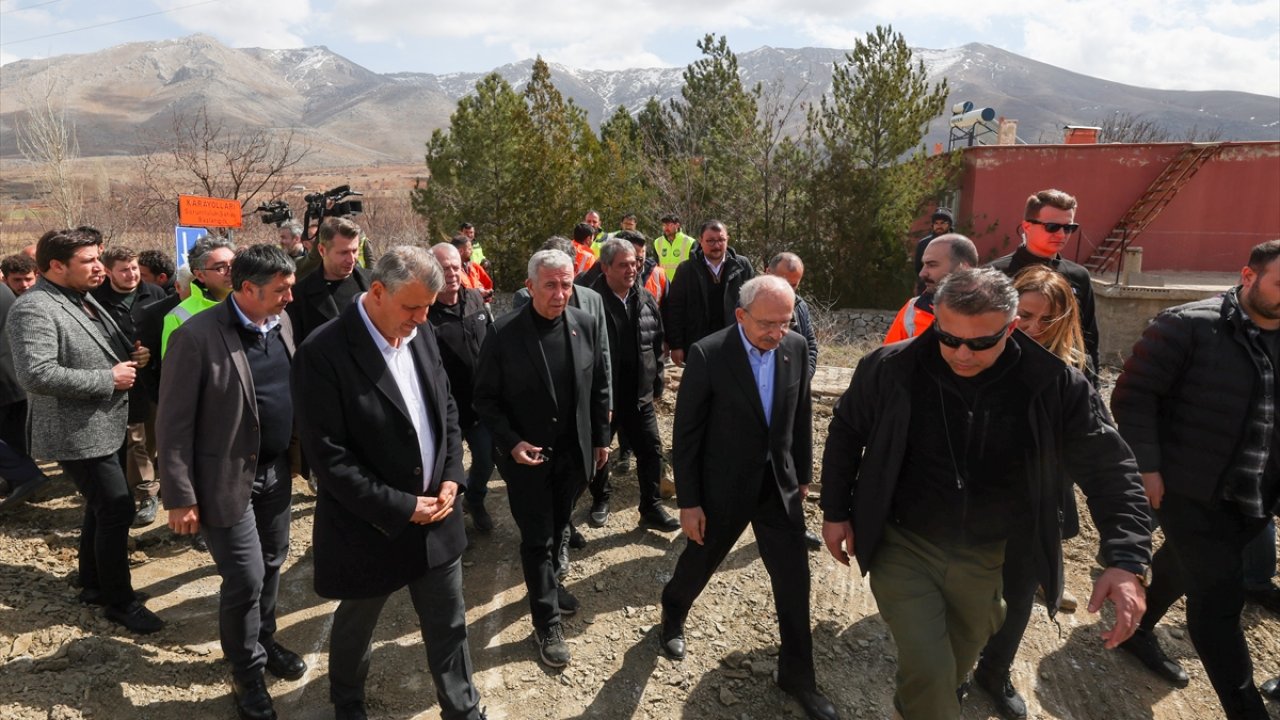 Kılıçdaroğlu, Kahramanmaraş'ta ziyaretlerde bulundu!