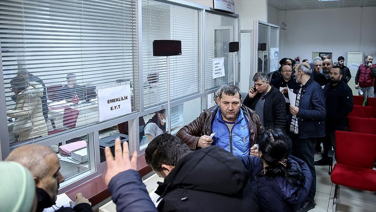 SGK çalışanlarına ilave fazla mesai ücreti verilecek!