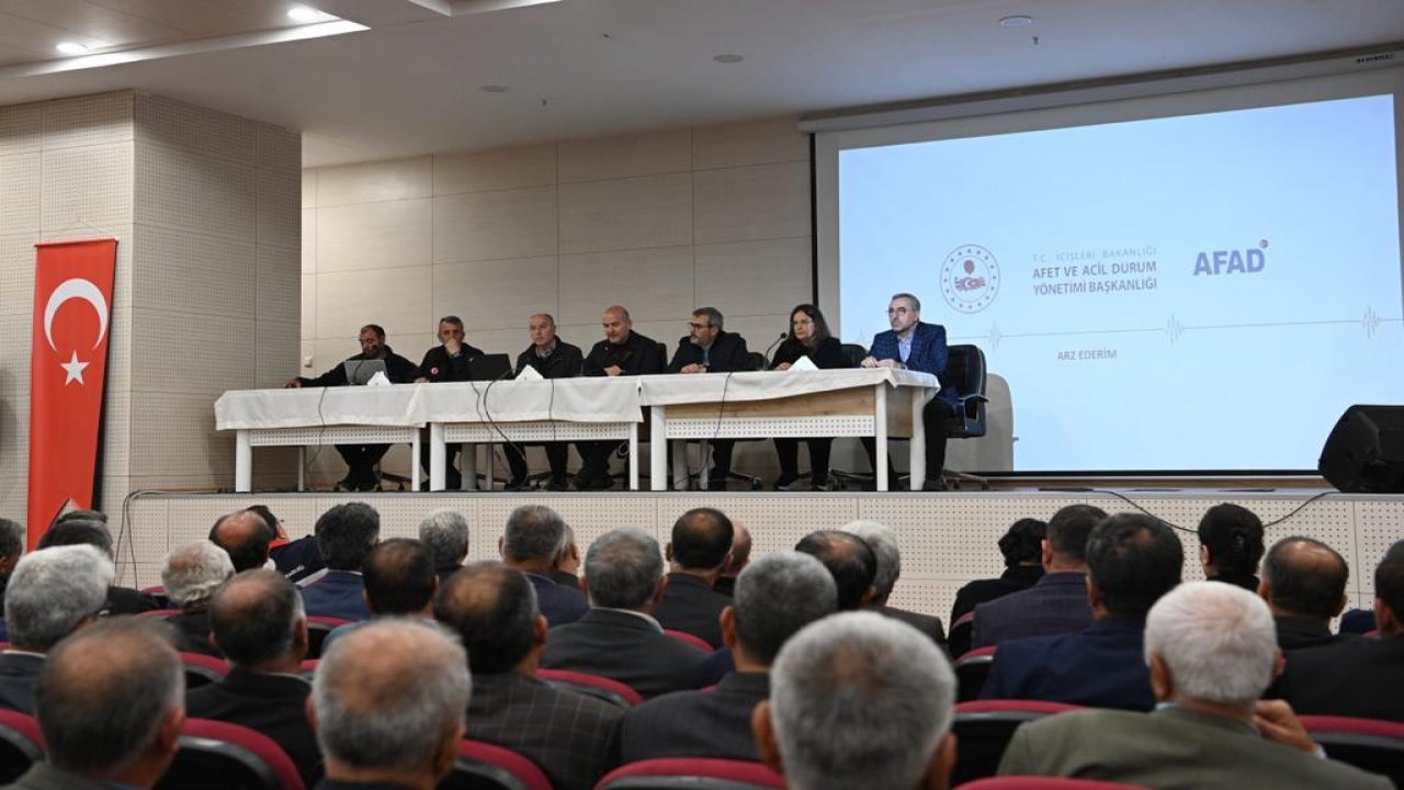 Bakan Soylu Kahramanmaraş’ta muhtarları bilgilendirdi!