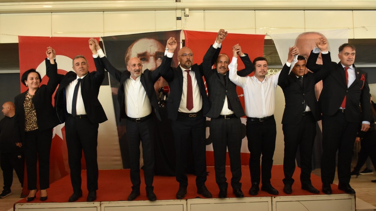 Ali Öztunç, “Ceketimi gönderdim Milletvekili yapın diyorlar”