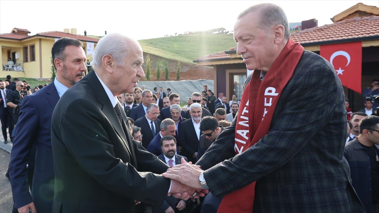 MHP Genel Başkanı Bahçeli: "14 Mayıs'ta Recep Tayyip Erdoğan, açık ara farkla Cumhurbaşkanı olmalıdır"