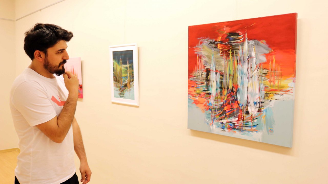 Ressam Kodaman’ın SANKO’da açtığı sergi devam ediyor