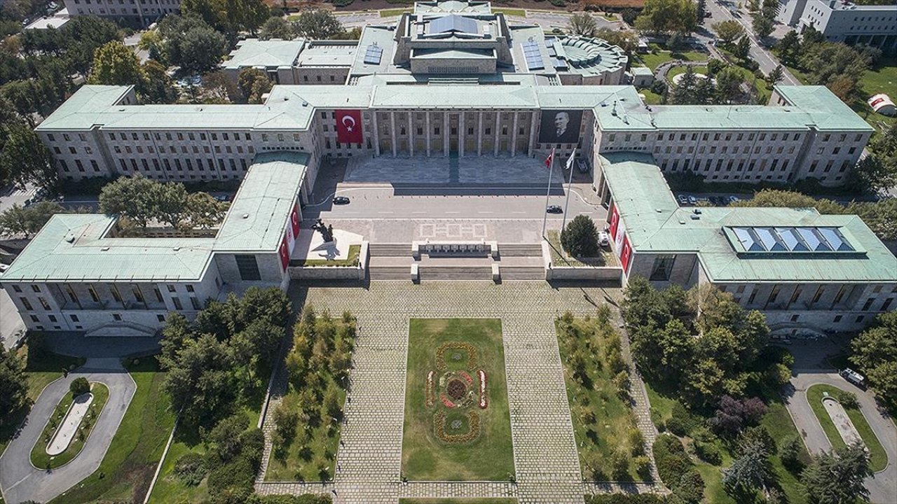 Parlamento yüzde 63,49'u yenilendi!