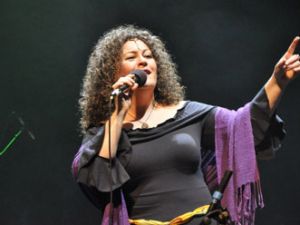 Folk Müziği Sanatçısı Burcu Adanın Büyük Başarısı