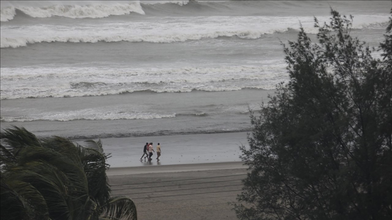 Kasırga'da ölenlerin sayısı 145 oldu!