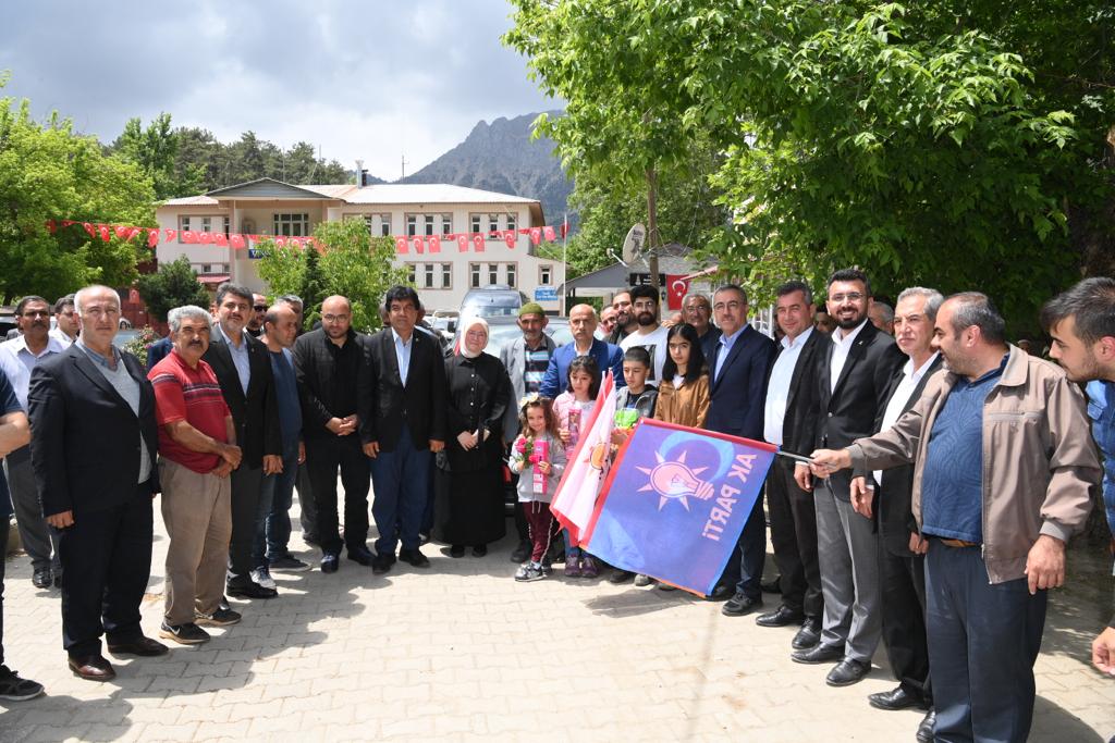 Bakan Kirişci ve Güngör Kahramanmaraş’ta Teşekkür turuna çıktı!