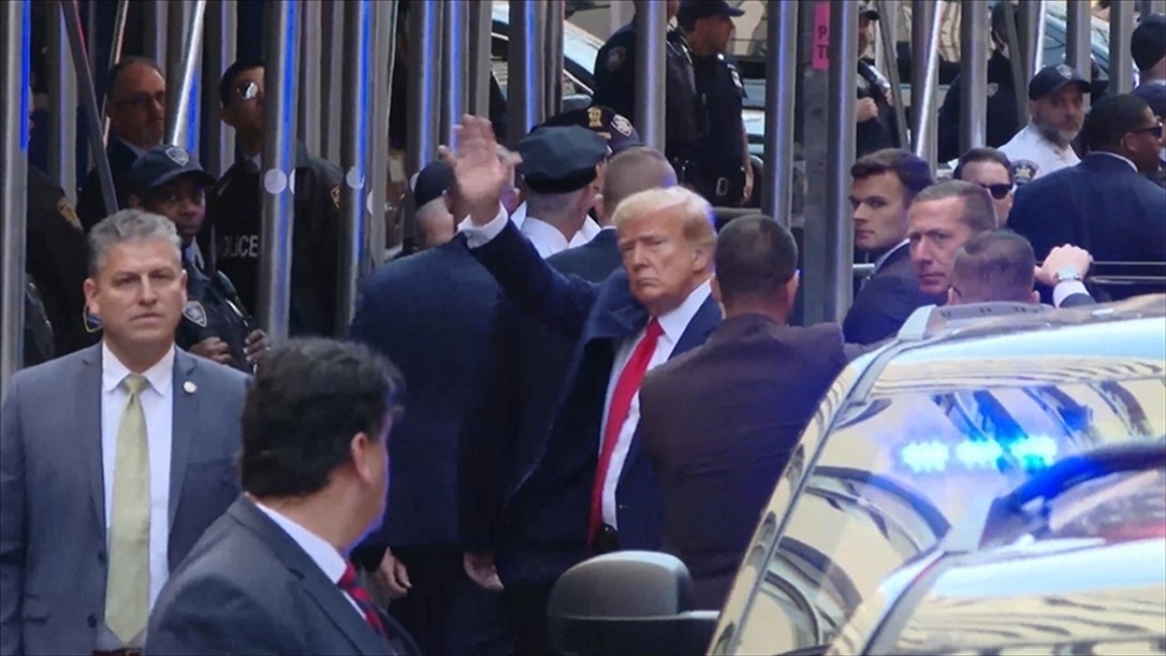 Trump hakim karşısına çıktı