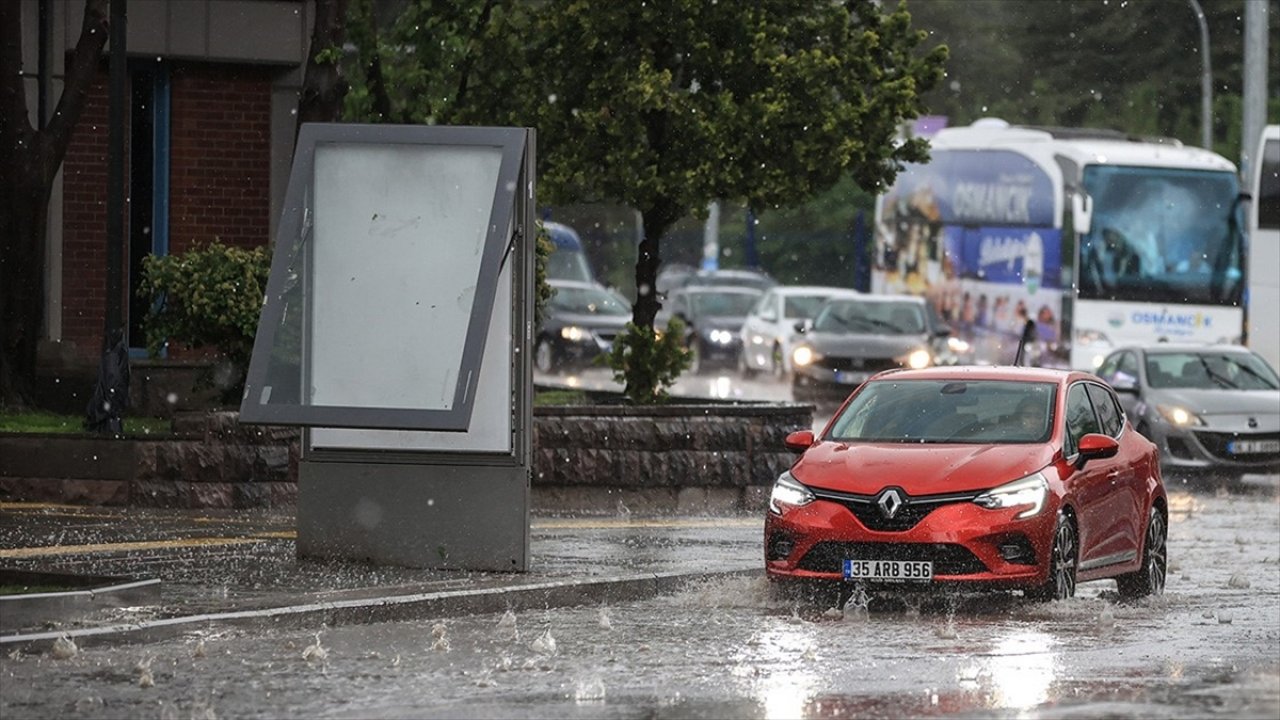 Kuvvetli yağış geliyor! Sel ve dolu uyarısı yapıldı!