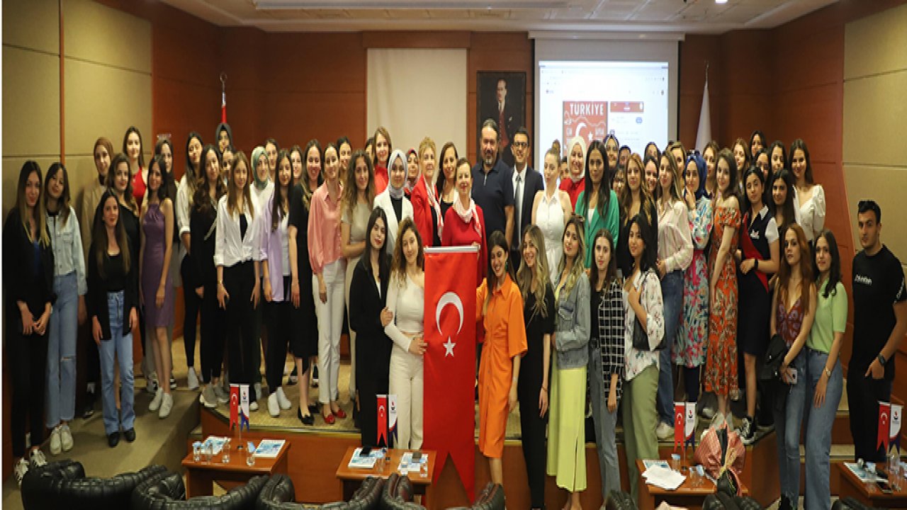 Diyetisyenler panelde buluştu