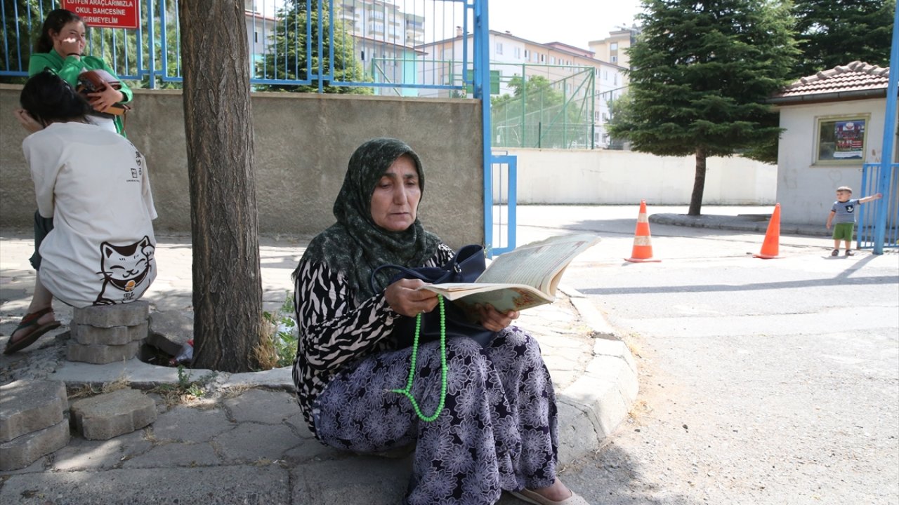 Kahramanmaraş’ta öğrenciler ter döktü, Anneler dua etti!  