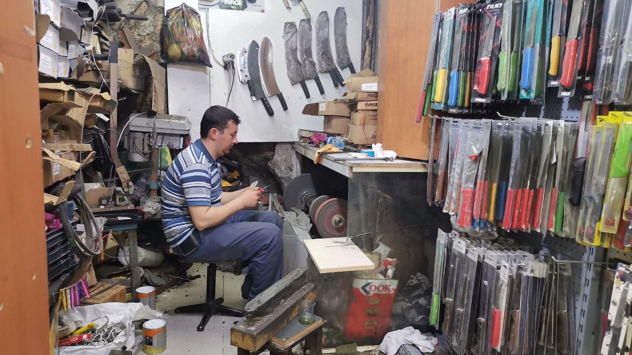 Kahramanmaraş bıçaklar kurbana bileniyor!