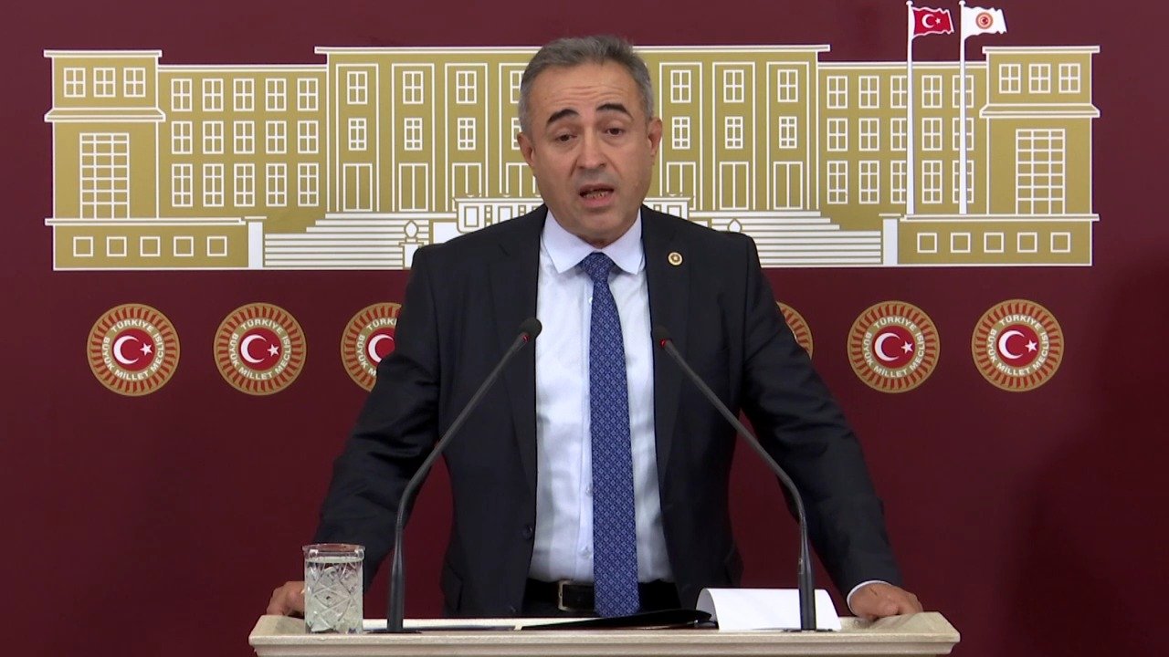 DEVA Partisi Milletvekili Karatutlu Kahramanmaraş’ta Orta Hasarlı binaların durumunu sordu!