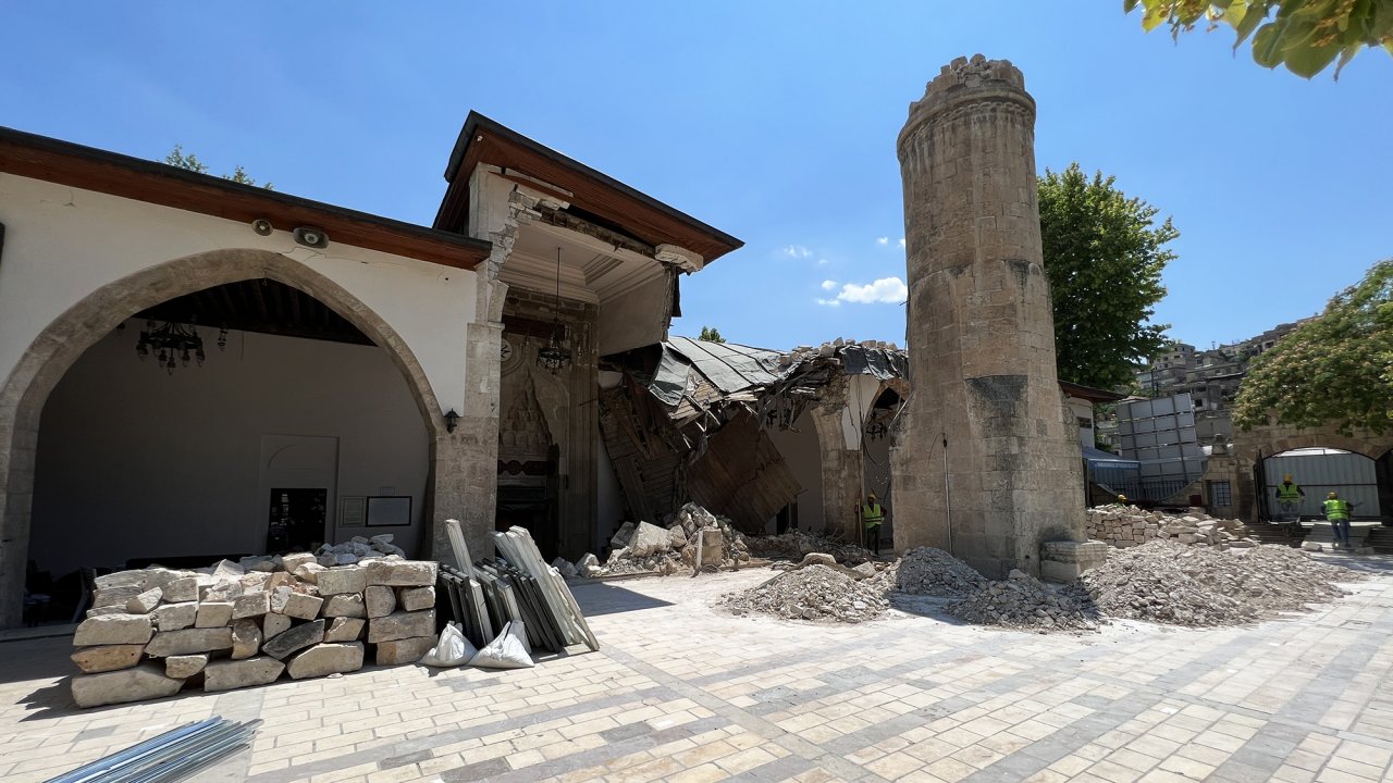 Kahramanmaraş’ta Ulu Cami kısa sürede ibadete açılacak!