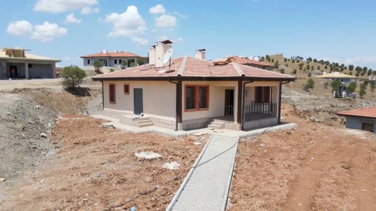 Kahramanmaraş’ta yöresel mimariye uygun 92 ev inşa ediliyor!