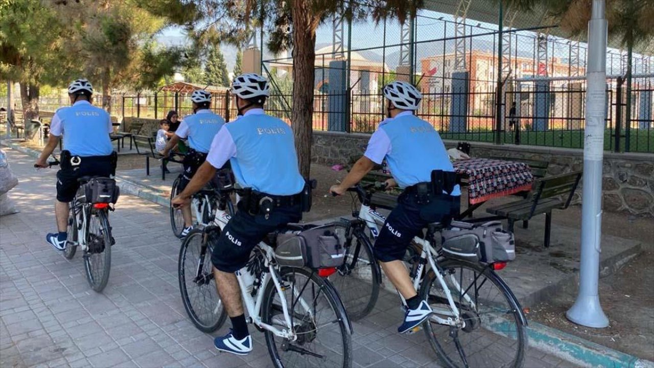 Osmaniye'de bisikletli polis timleri göreve başladı