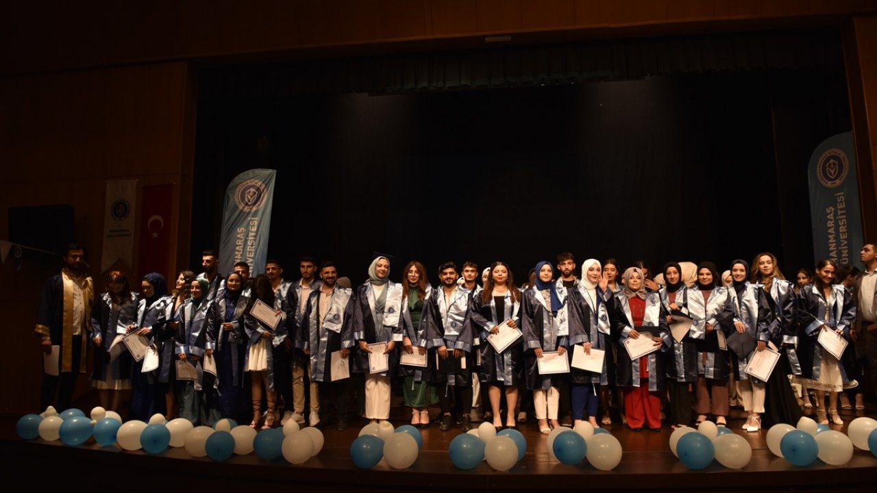 Kahramanmaraş’ta 3 Meslek Yüksekokulu 275 mezun verdi!