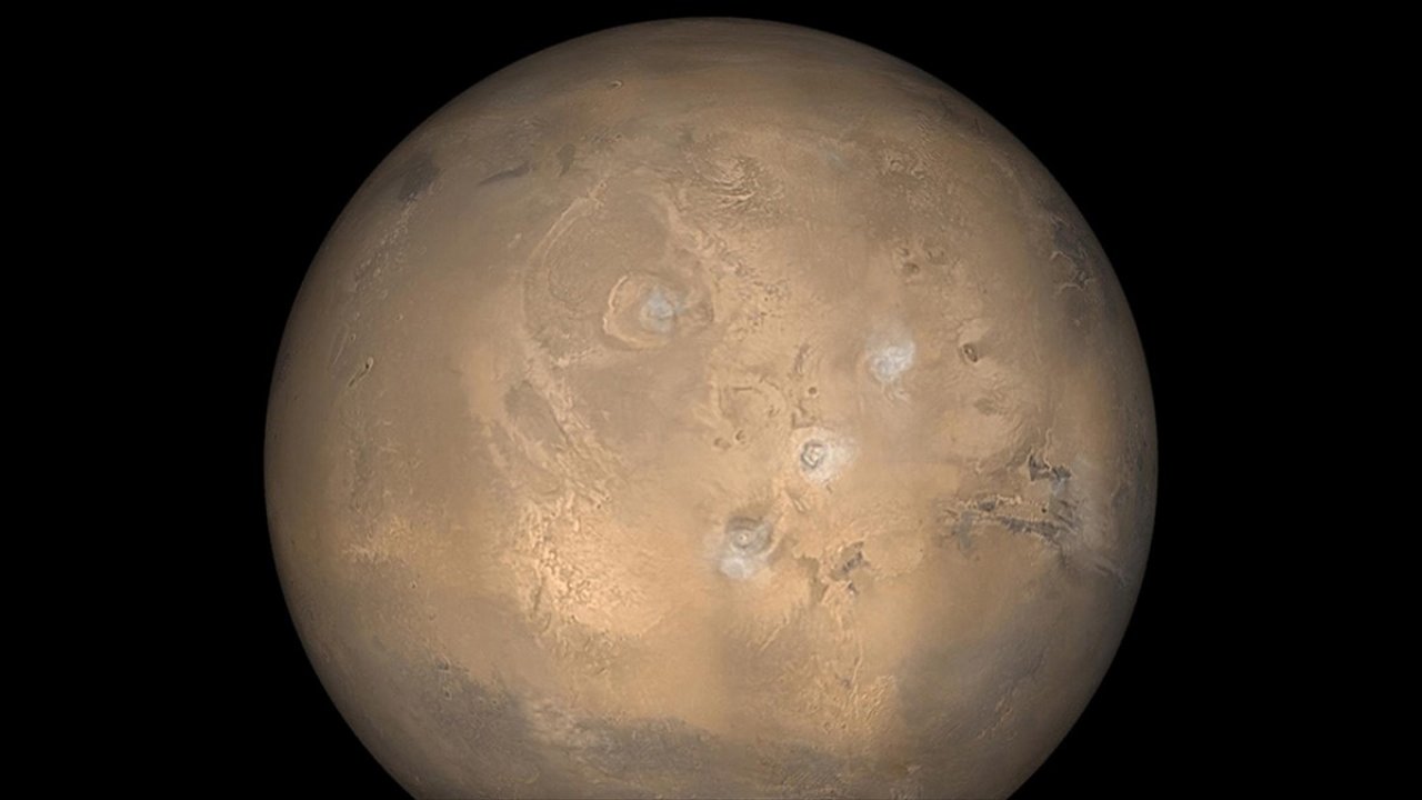 Mars daha hızlı dönmeye başladı! Günler kısalıyor!