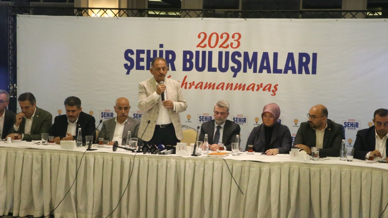 Orta hasarlı binalarda karar ev sahiplerine kaldı! Bakan Özhaseki “Hepsini ağır hasarlı gibi görmeye razıyız”