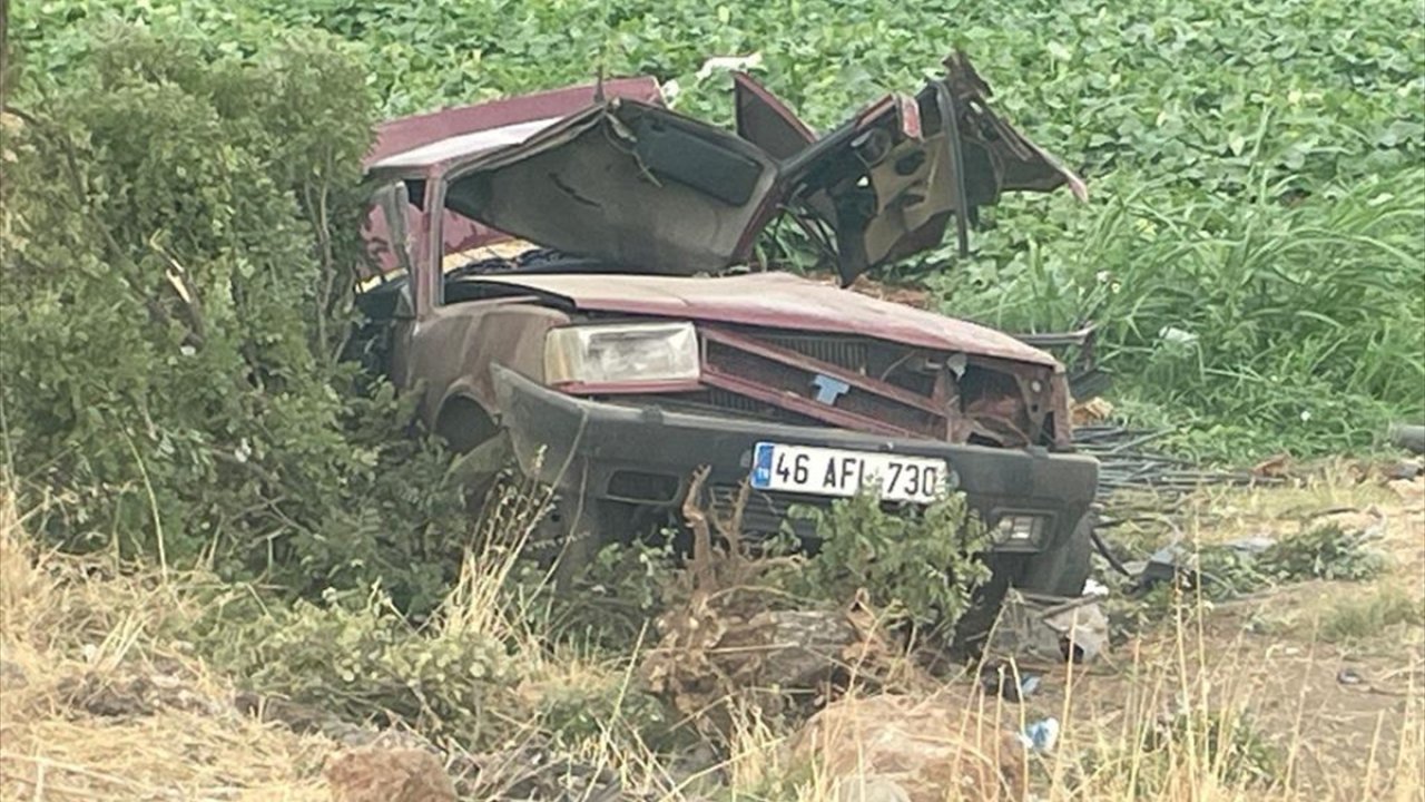 Kahramanmaraş'ta bu otomobilden sağ çıktılar!